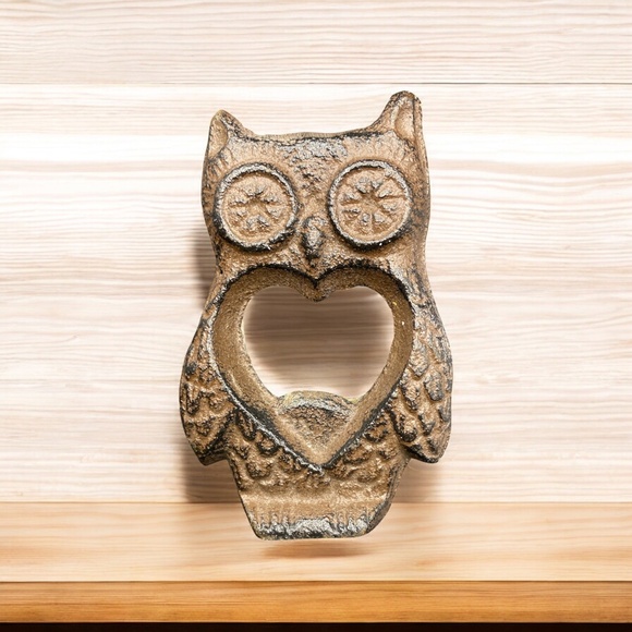 Cast Iron Owl Bottle Opener Heart Cut-Out - Picture 3 of 5